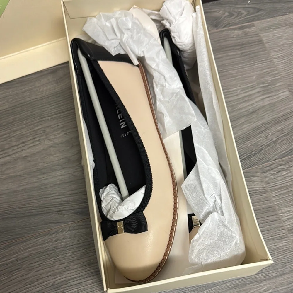 ANNE KLEIN Ember Flat Ivory/black_2